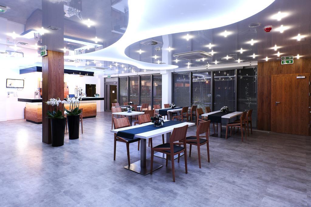 波尔图酒店 拉多姆斯科 外观 照片